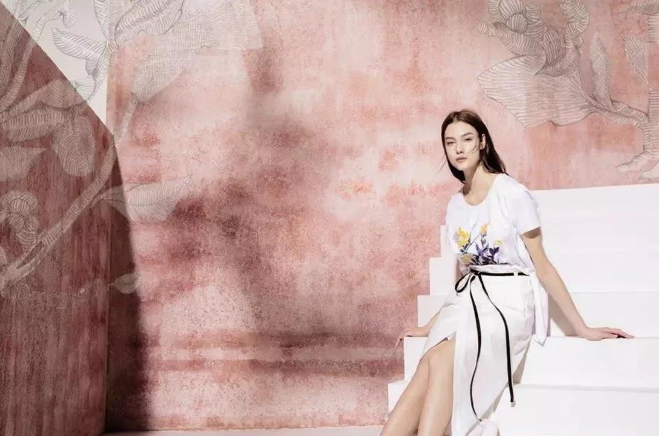 鑺辫嫢浜戦湠姝屾洸澶у叏,鑺辫嫢浜戦湠鍑哄