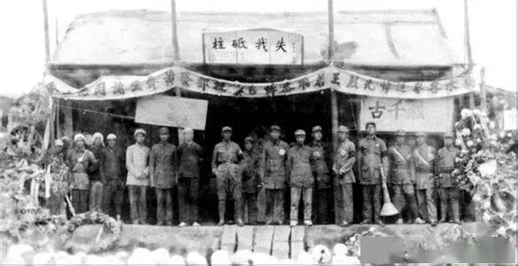 叶挺将军一家4人同时遇难，失事飞机上隐藏着怎样的秘密和阴谋？