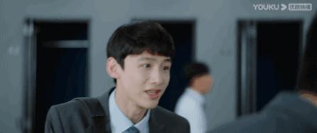 综艺白敬亭郑合惠子,白敬亭新鞋蹦蹦跳跳视频