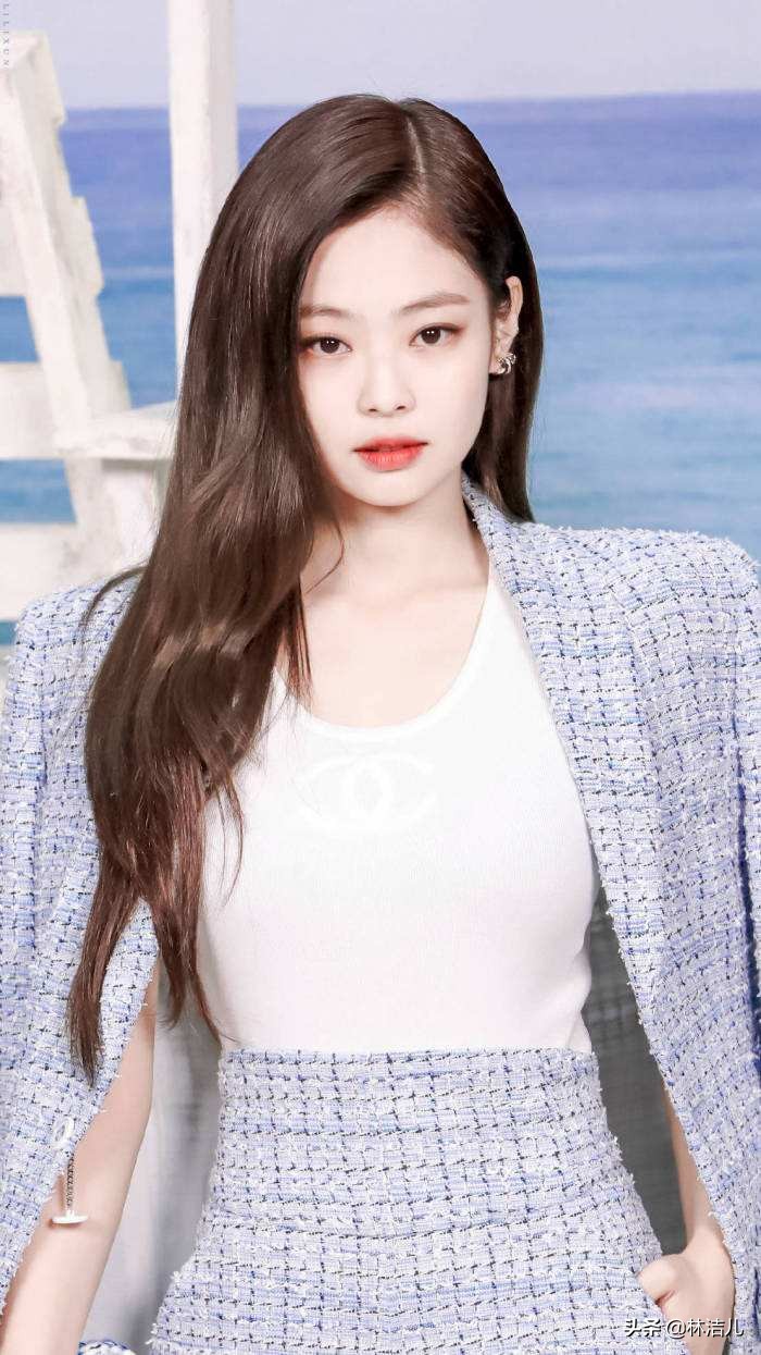 沈梦辰和吴昕撞衫,沈梦辰穿搭最新香奈儿