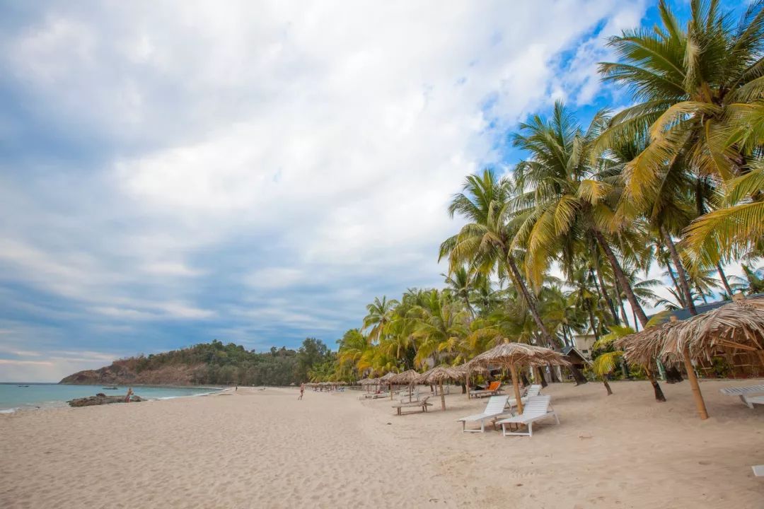 这个地方被称为“佛教之都”，随处可见寺庙，美出新高度