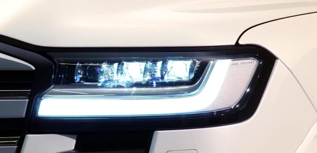 丰田全新一代普拉多霸气十足,丰田普拉多换代版曝光