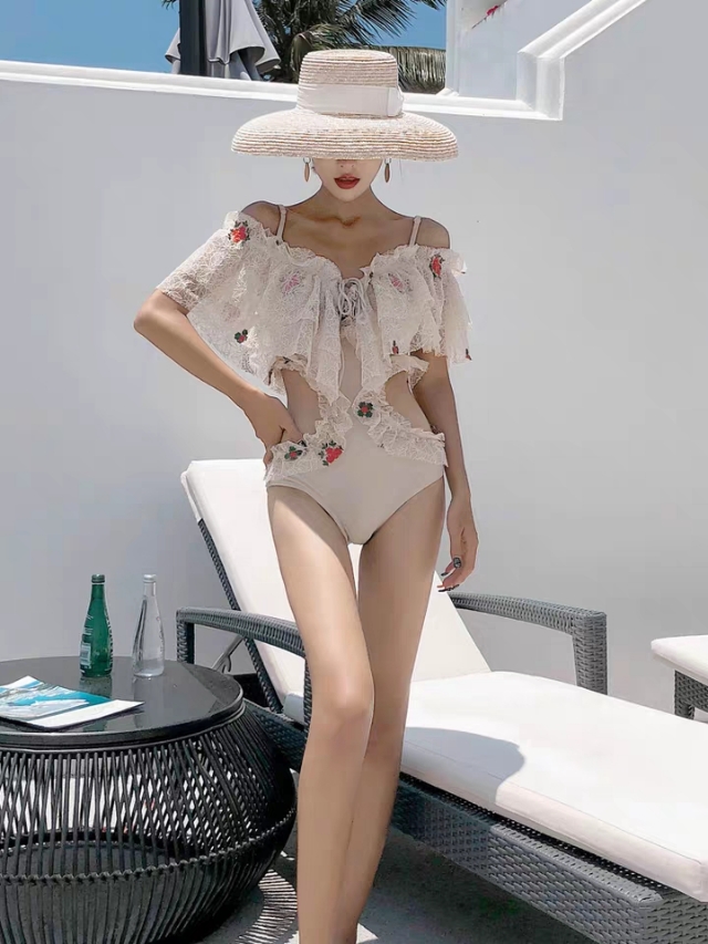 超短裙露肩连体泳衣,连体泳衣女遮肉保守裙式泳装新款