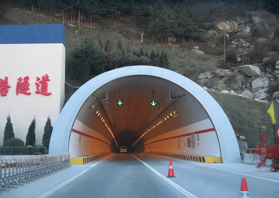 中国最长隧道105公里花多少钱,中国在建最长的隧道