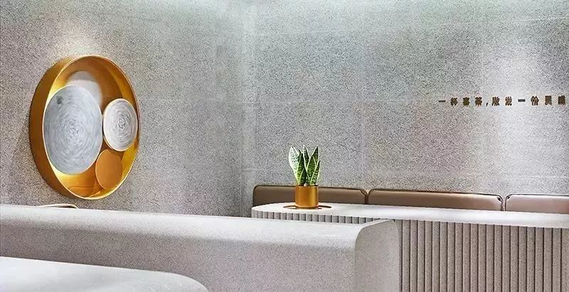 服装人要哭了！年利润4亿、估值90亿的喜茶竟然跨界服装行业？