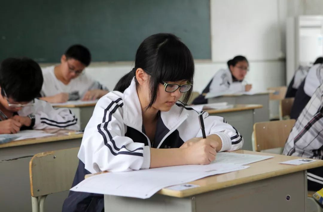 补课到底算不算违法违规,补课对学习真的有用吗