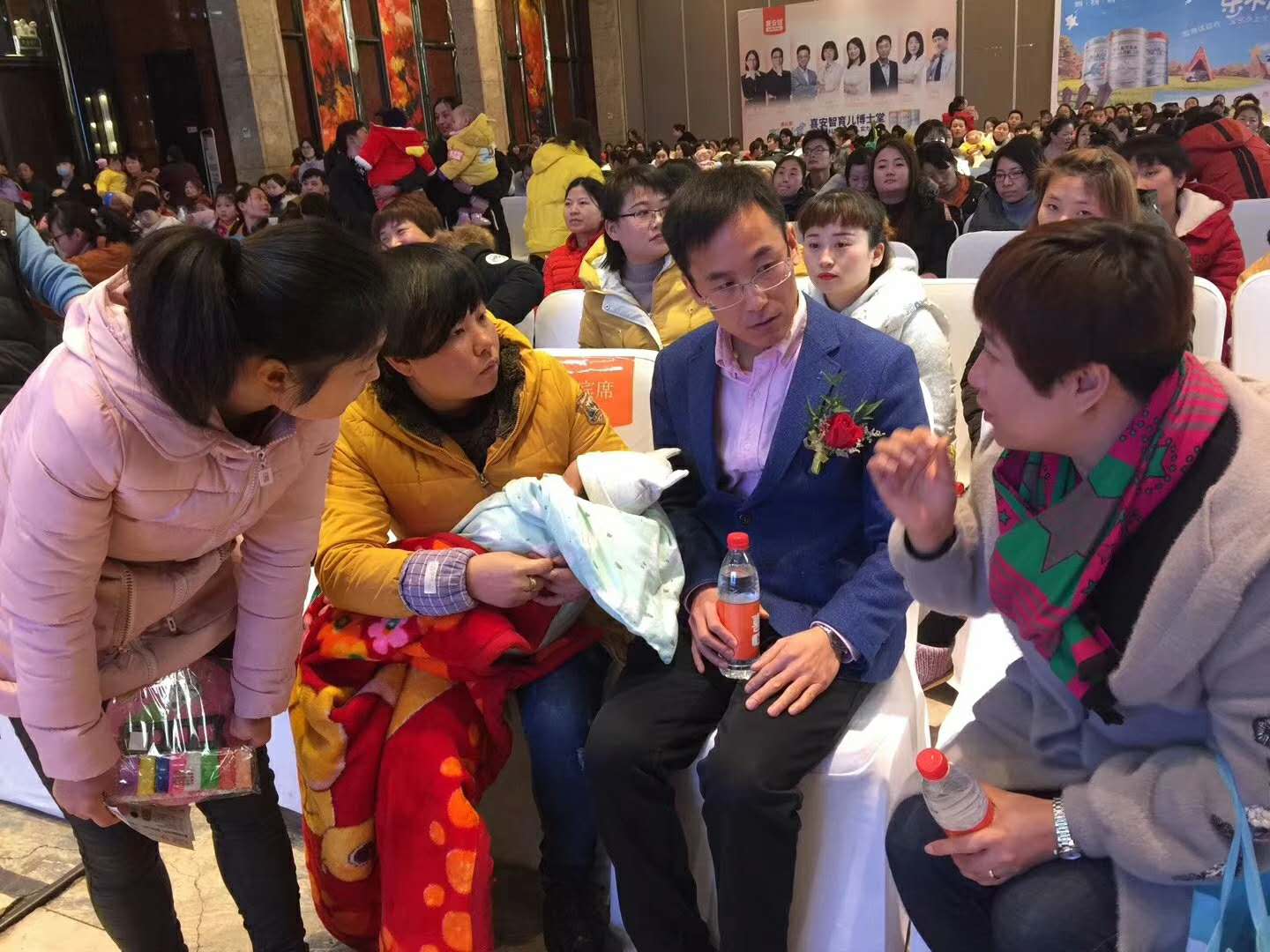 喜安智育儿博士堂走进六安，营养博士干货分享“圈粉”无数
