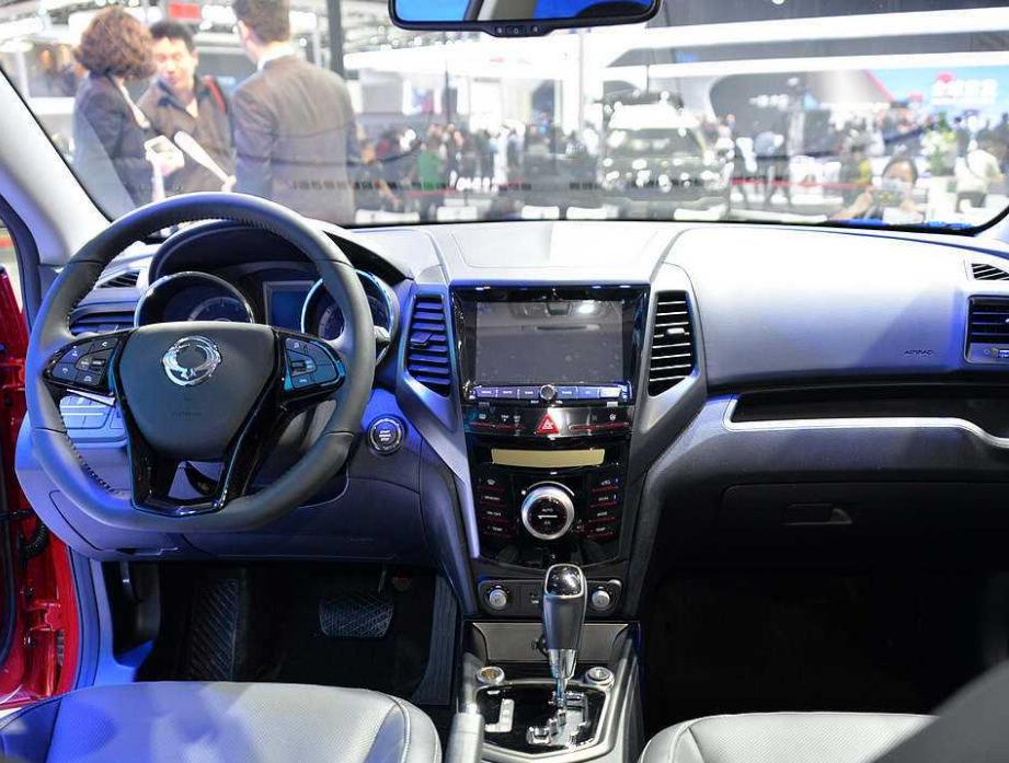 双龙途凌柴油七座,双龙的途凌汽车怎么样