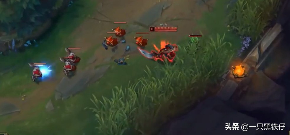 英雄联盟蛮王教学技能,蛮王攻速装和蛮子暴击哪个厉害