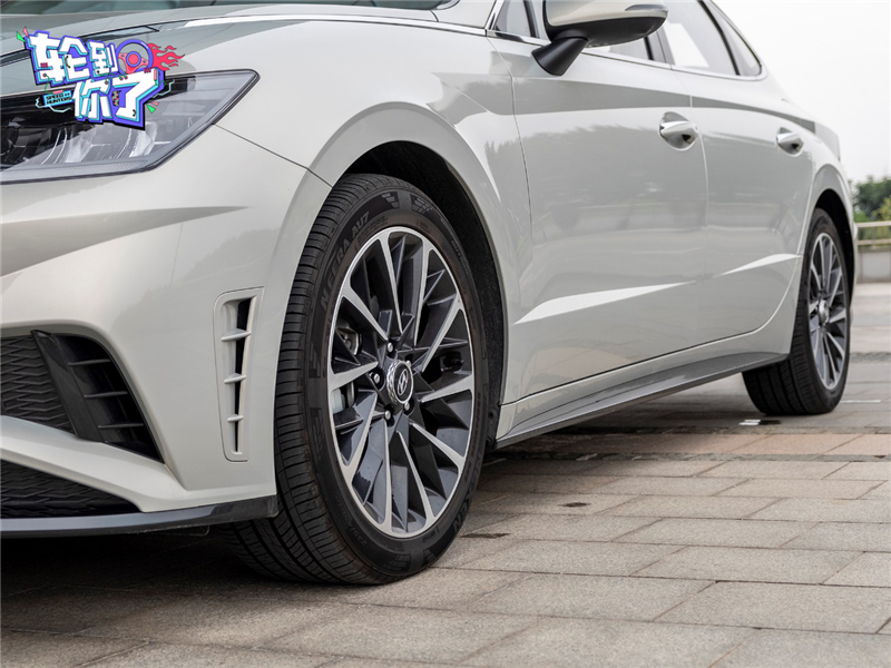 试驾索纳塔领先版,试驾第十代索纳塔有感