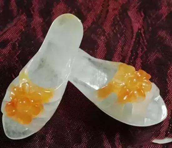 金碧辉煌表现什么,深度解析金碧辉煌