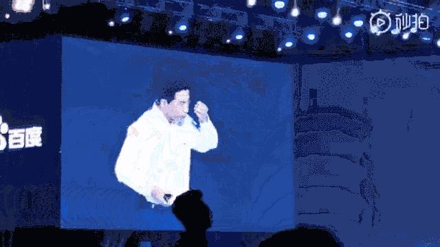 百度李彦宏被泼冷水事件,李彦宏被泼水事件真实原因