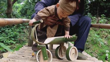 大爷造鲁班凳,60岁中国大爷徒手做鲁班凳