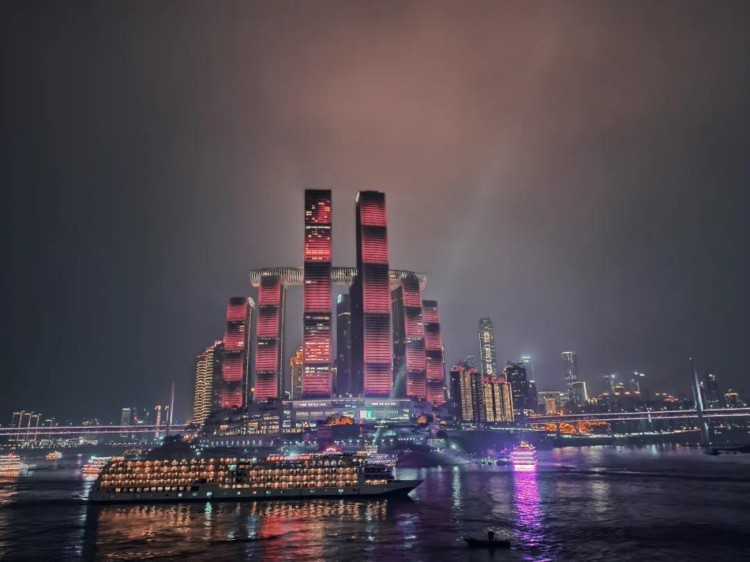 realmeq3是一款直面屏手机吗,realme最具性价比的千元机