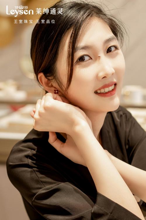 莱绅通灵珠宝款式,想买珠宝买什么