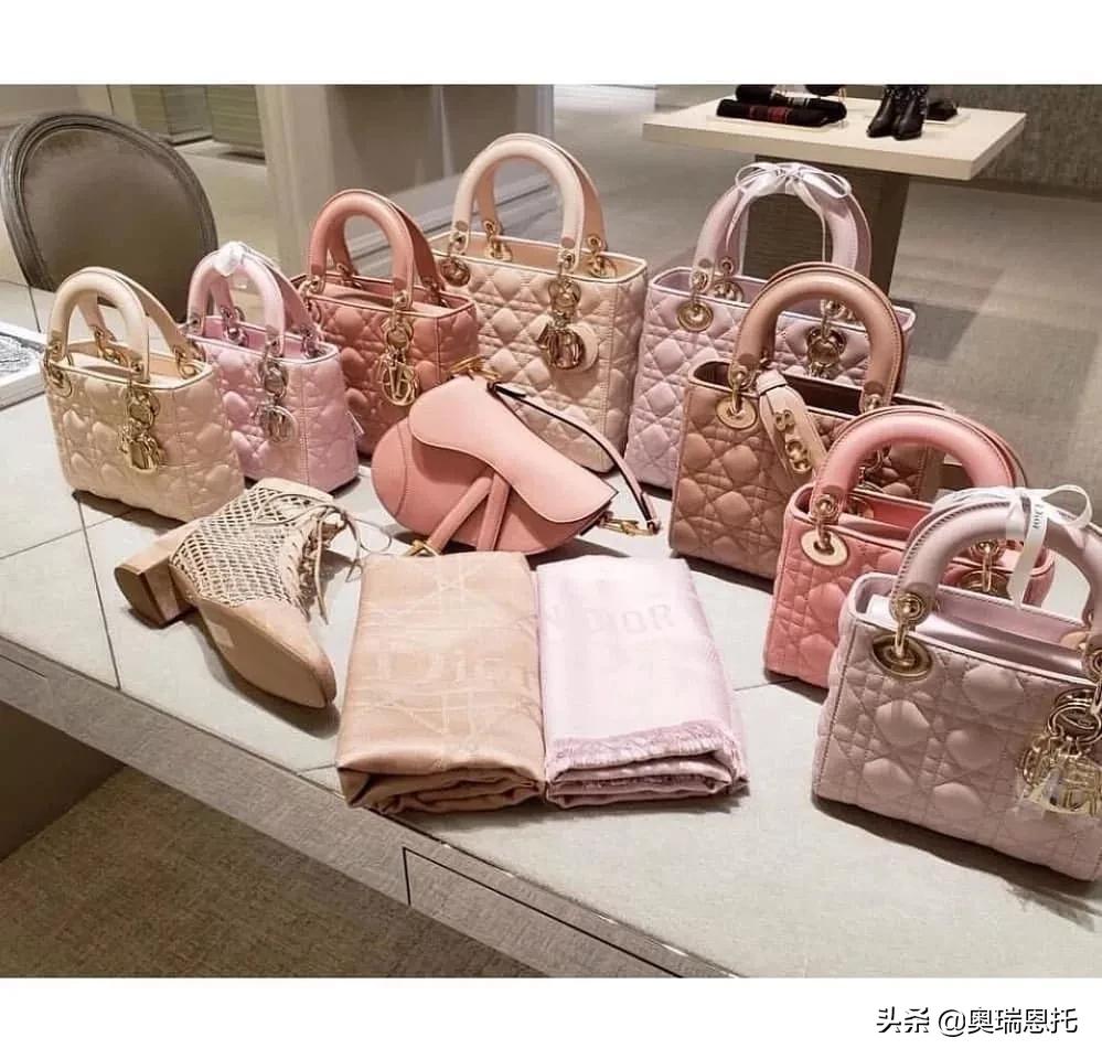 dior新品中古包,dior中古化妆包vintage