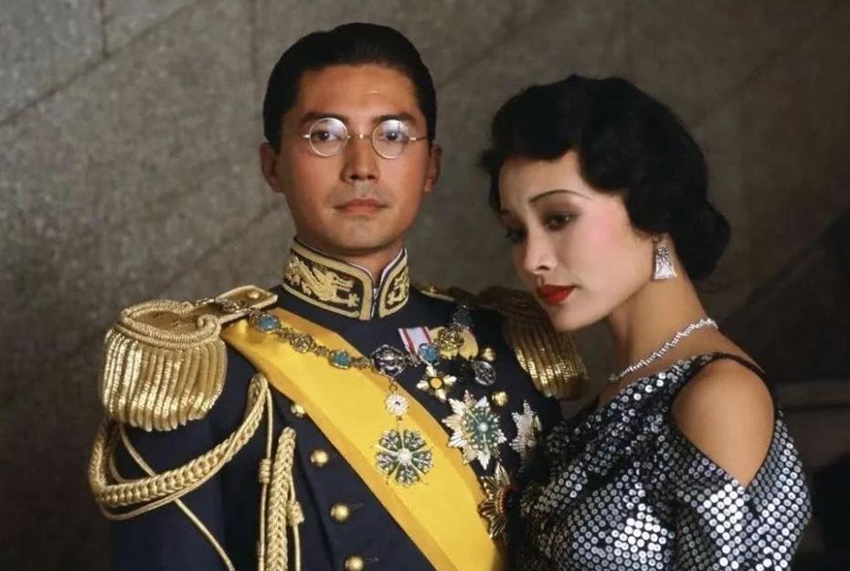 用美貌征服好莱坞的“孤儿”尊龙，晚景凄凉，也被“美国妈”召唤