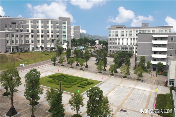 重庆特色高职,重庆北站到重庆建筑工程工作学院