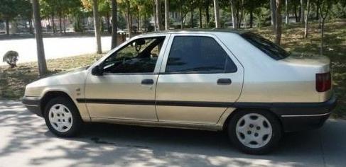 富康老三样,新款富康三厢车