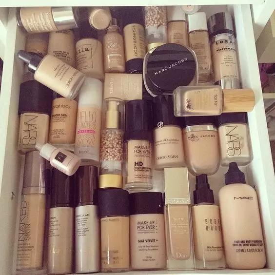 一个完美的底妆应该准备些什么,如何化一个可以维持很久的底妆