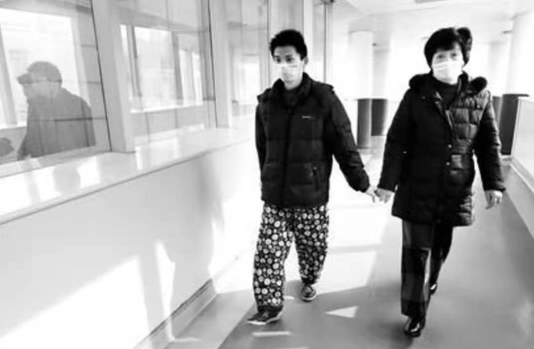 暴走妈妈陈玉蓉的故事,暴走妈妈陈玉蓉割肝救子短片