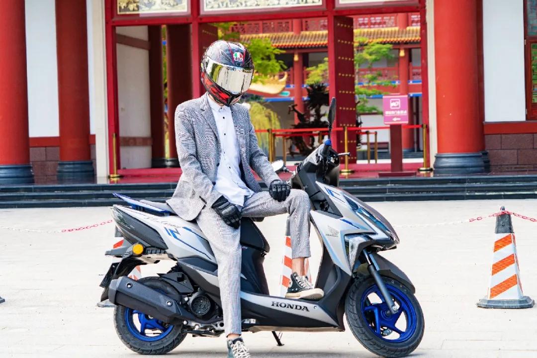 裂行rx125豪华版和星际版,裂行rx125麒麟