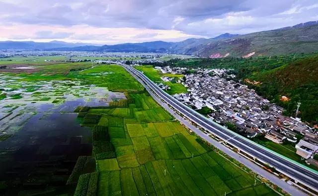 云南最美公路沿途景点,云南最美的十大高速公路