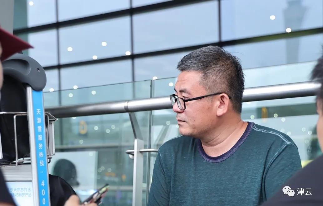「关注停留者」“第一次来婆家，没想到就连老带小住到了新郑机场航站楼”