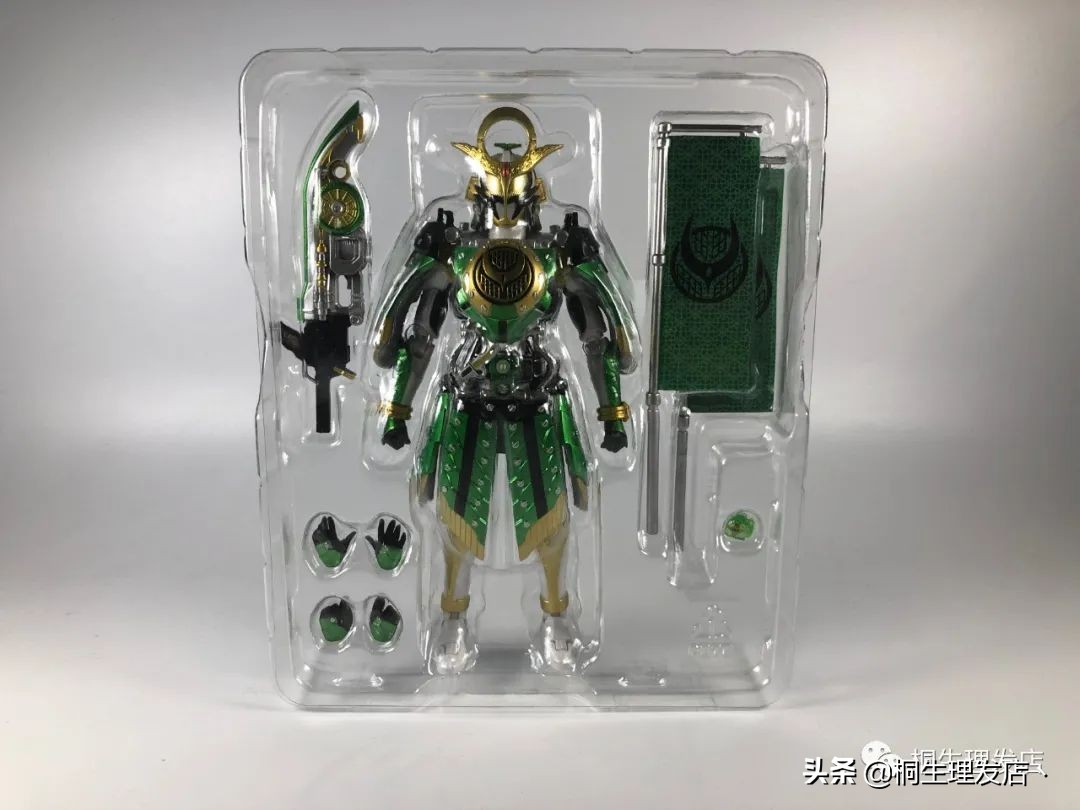 万代shf假面骑士斩月,假面骑士斩月胜吼形态shf