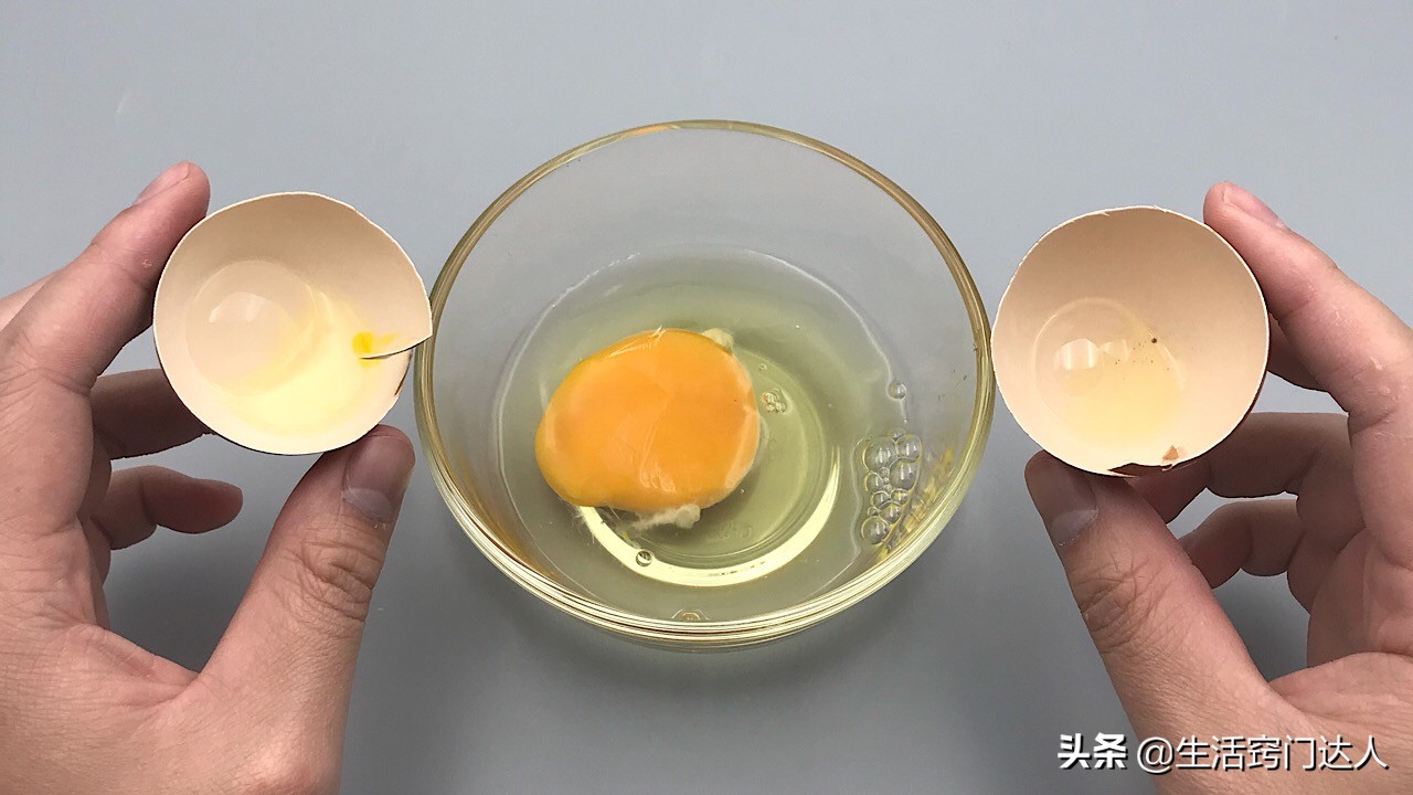 打鸡蛋的时候出现了失误,打鸡蛋很多人做错了