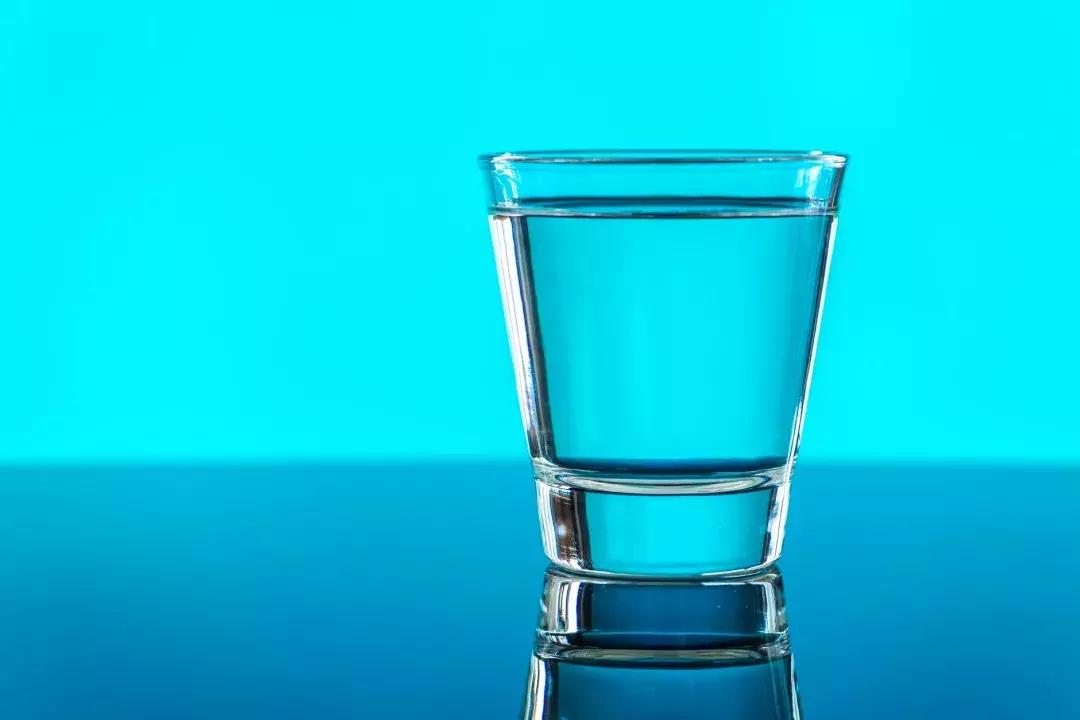 曹德旺是个什么样的商人,曹德旺是个好商人吗