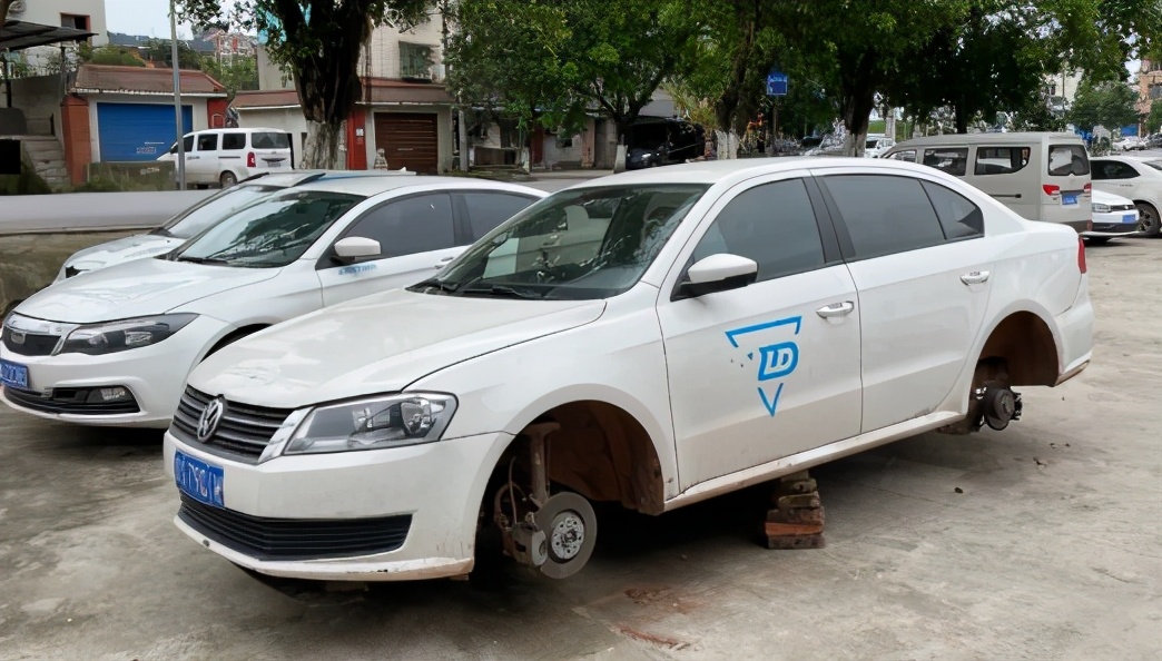 涓轰粈涔堥偅涔堝浜烘悶鍏变韩鍗曡溅,涓轰粈涔堝叡浜苯杞︽槸鍏叡鍘曟墍