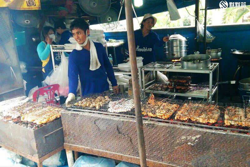 芭提雅怎么去蓝波海鲜市场,芭提雅自助海鲜300泰铢