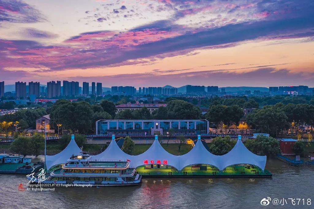 为什么选择南京工作,全国95后现状