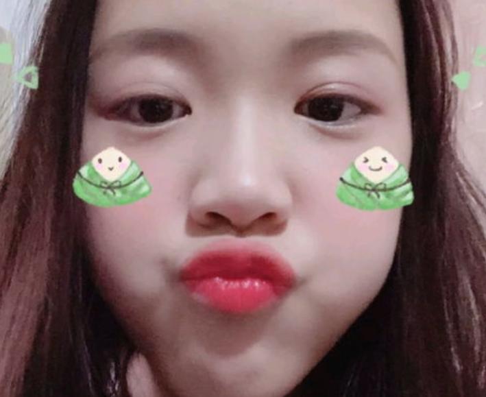 “天才少女”杨倩走红，长相甜美气质佳，家庭教育成就了她的今天