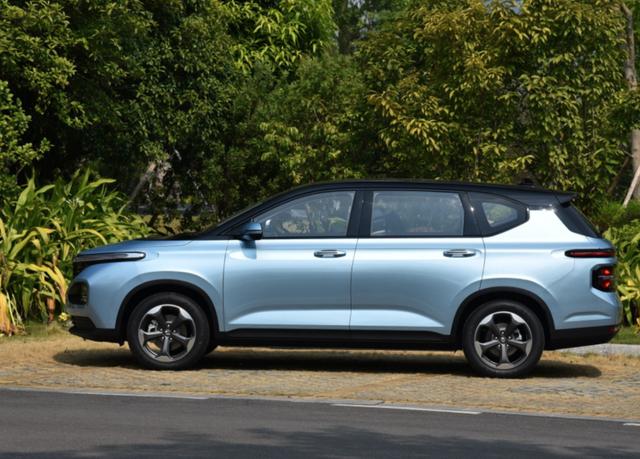 新宝骏rm5手动精英七座功能介绍,新宝骏rm-5驾驶感受