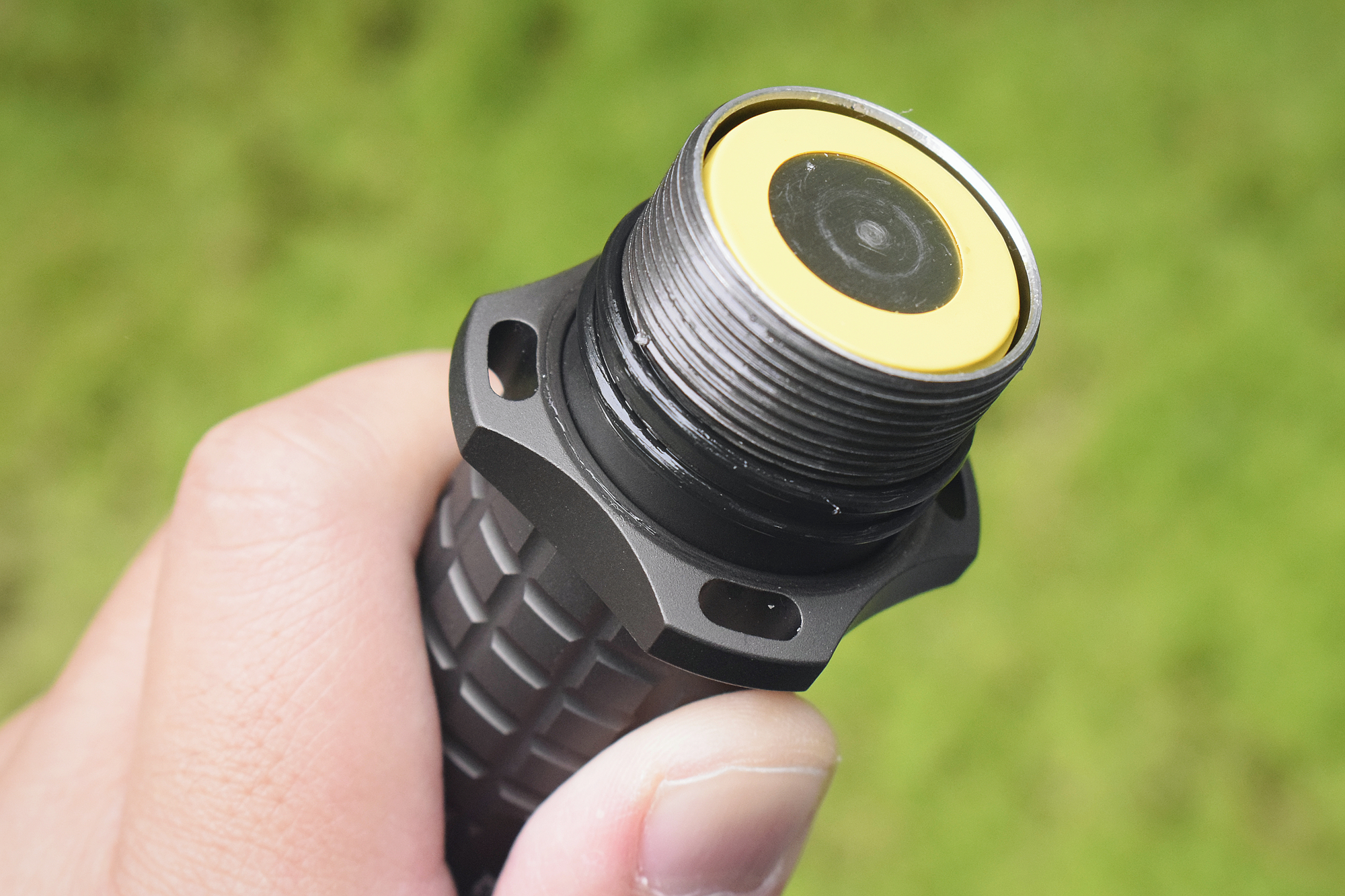 600流明户外手电,65000流明户外泛光手电