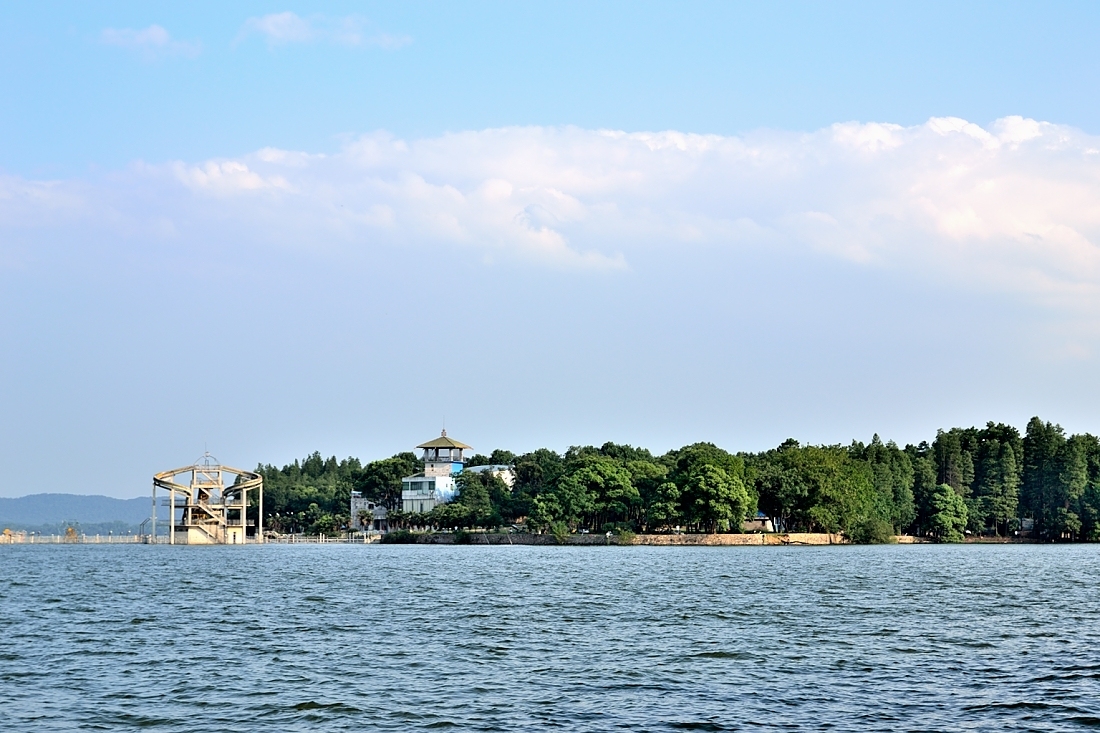 一分钟看懂武汉的诗句,介绍武汉这座城市的短文