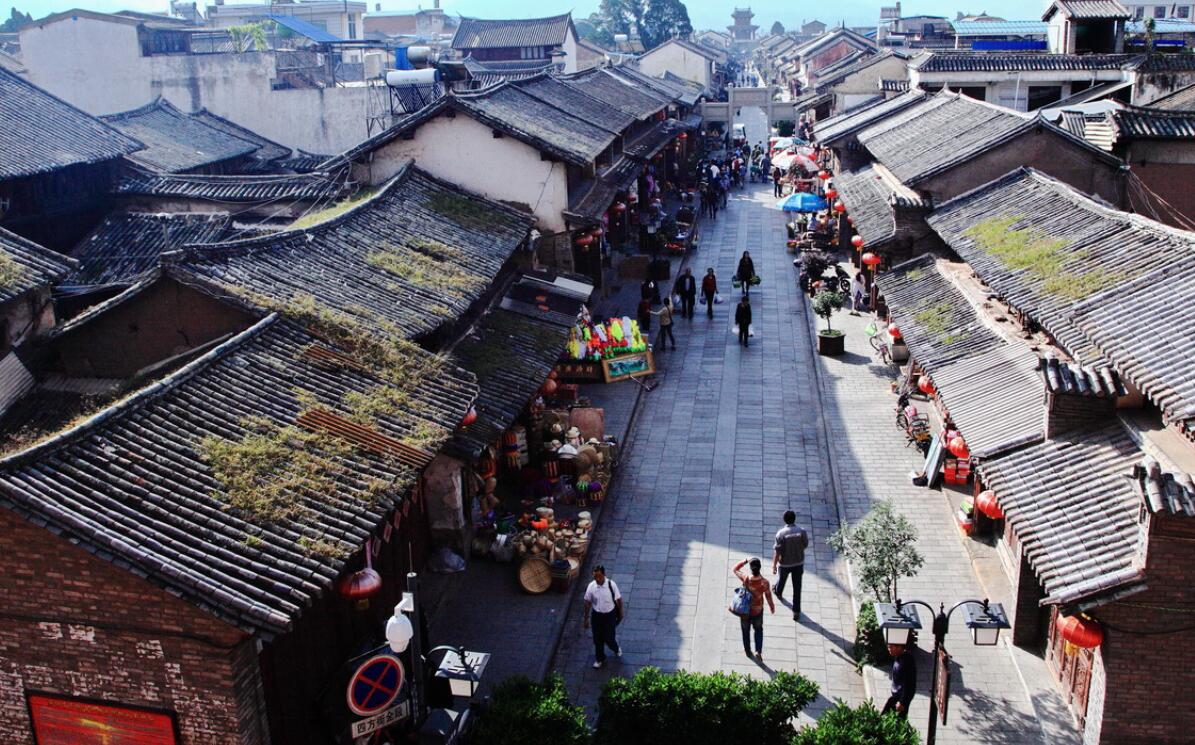 云南必去十大古镇景点推荐一下,云南必去的十大古镇景点推荐一下
