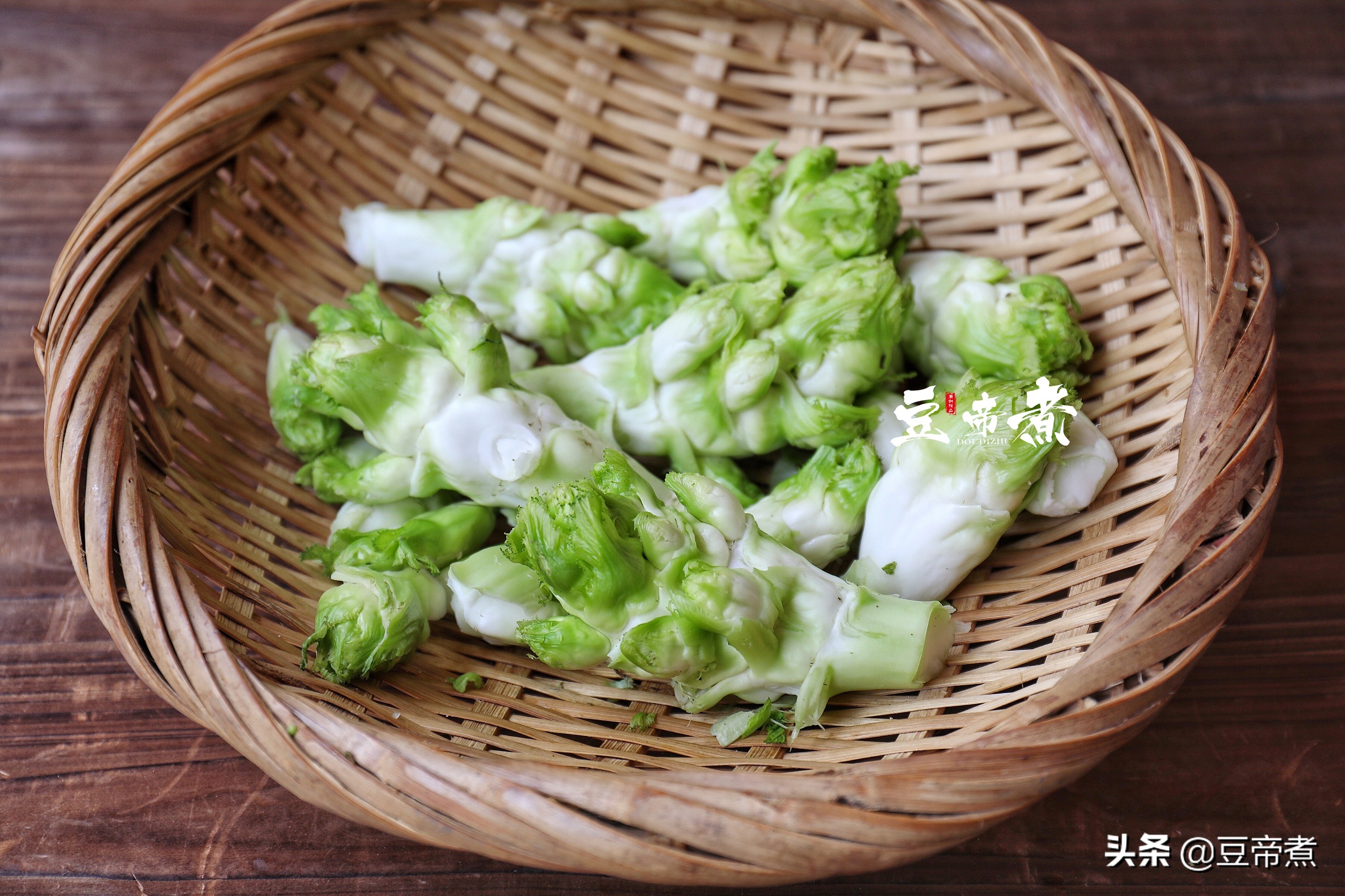 烧娃娃菜要先焯水吗,儿菜怎么炒好吃不硬