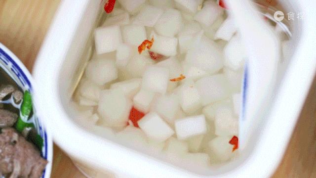 开在老居民楼里的火锅店,开在居民楼下的地道老火锅