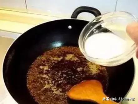 糖醋排骨勾芡要点,鱼香肉丝勾芡要点