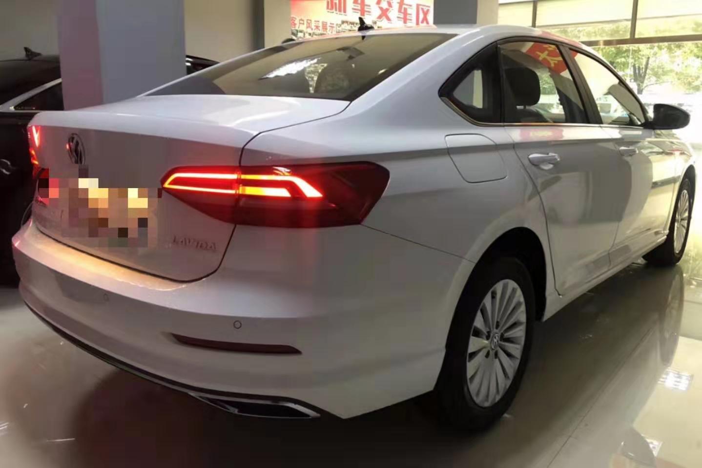 大众朗逸白色的叫什么白,上汽大众白色朗逸自喷漆多少钱