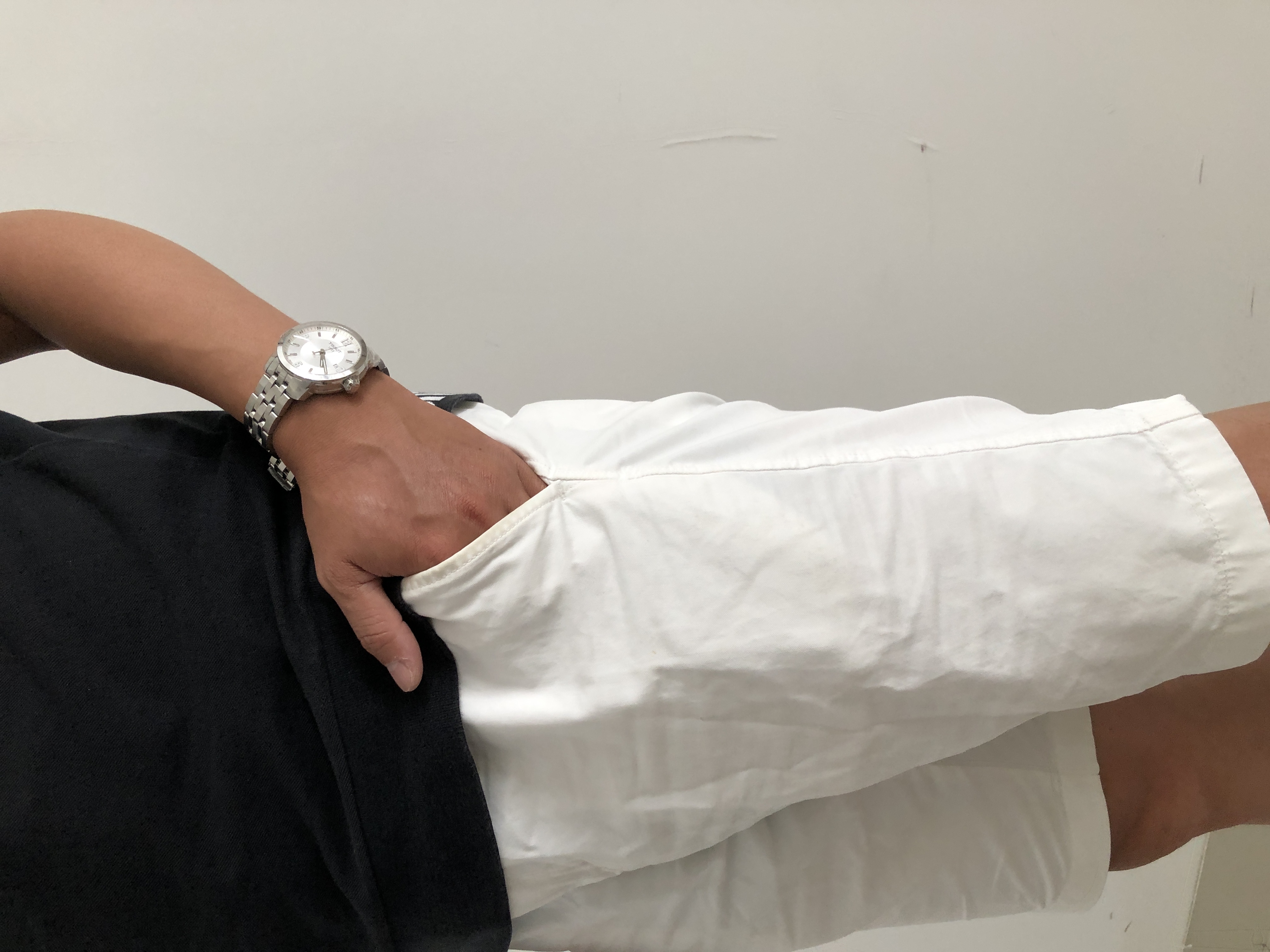 天梭在中国算什么档次,天梭和阿玛尼手表哪个档次高