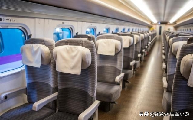 高铁无座票上车怎么办,高铁买无座票上车可以补有座票吗