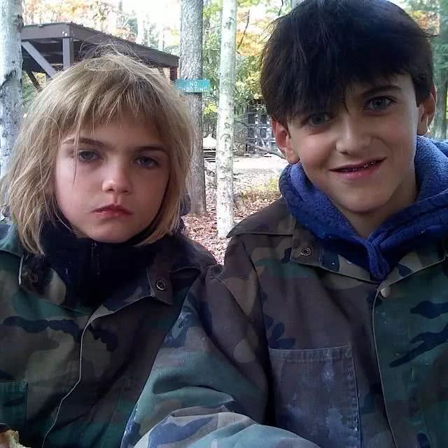 如果你曾被调侃长得像外星人，恭喜你，进军时尚圈的机会来了！