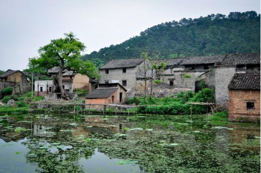 古村探险视频,古村探险攻略