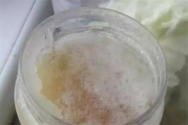 蜂蜜几年过期怎样辨认真假蜂蜜,怎么鉴别蜂蜜是过期还是变质