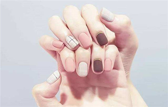 甲油胶干得很慢又没有照灯怎么办,甲油胶烤灯变干的原理