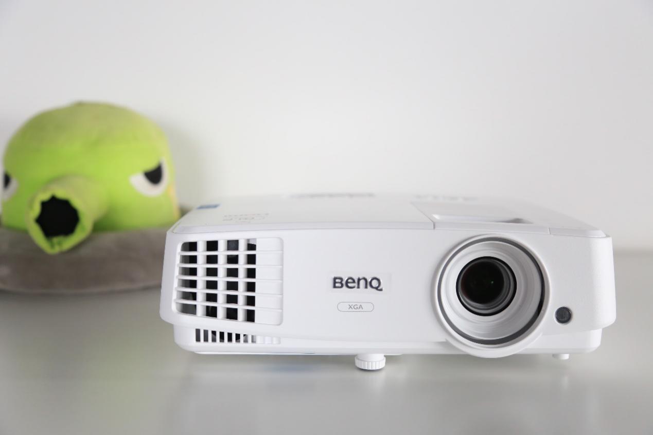 明基e500怎么连接电脑投屏,明基e500s可以入手家用吗